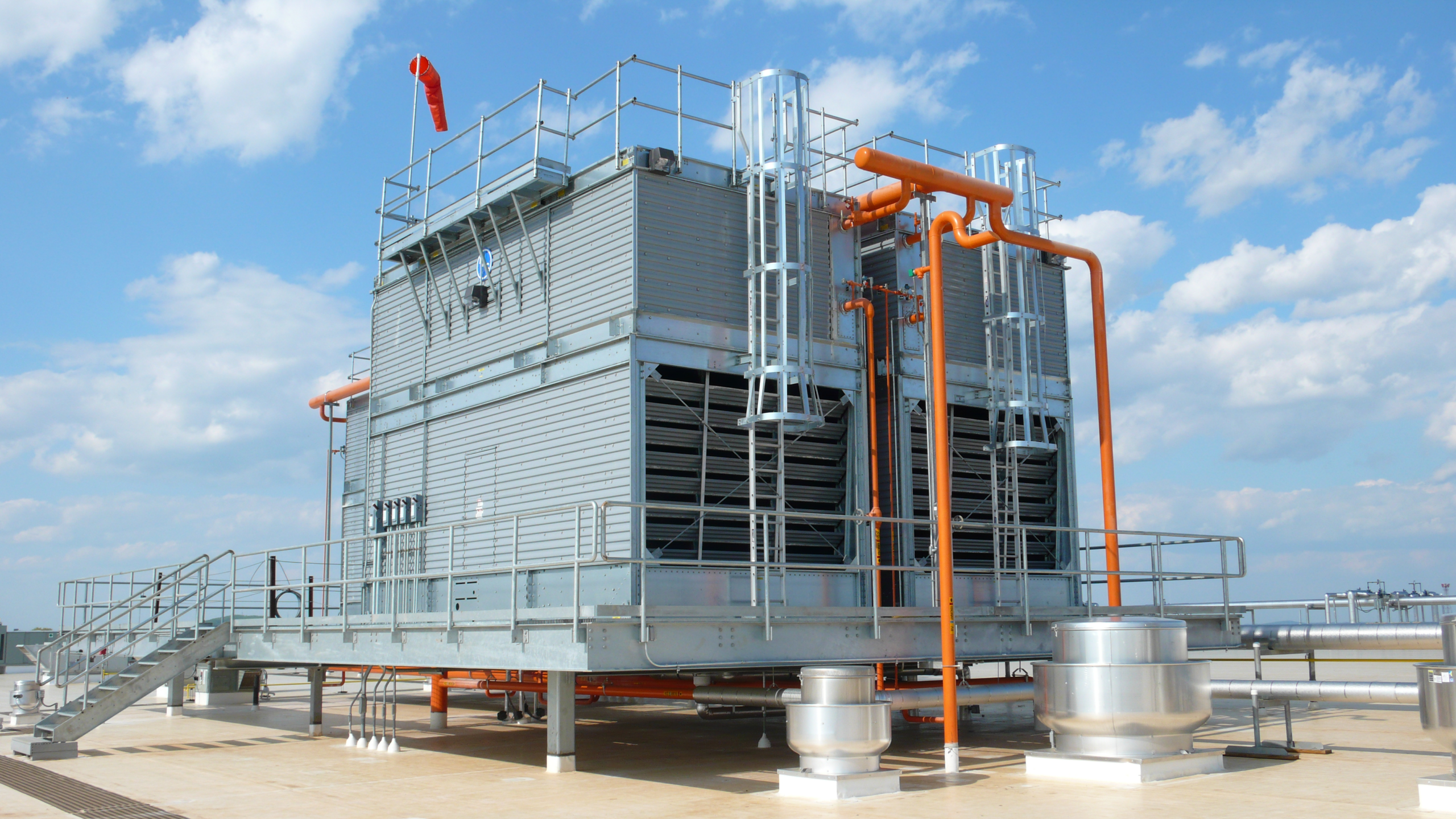BAC publishes evaporative condenser piping manual