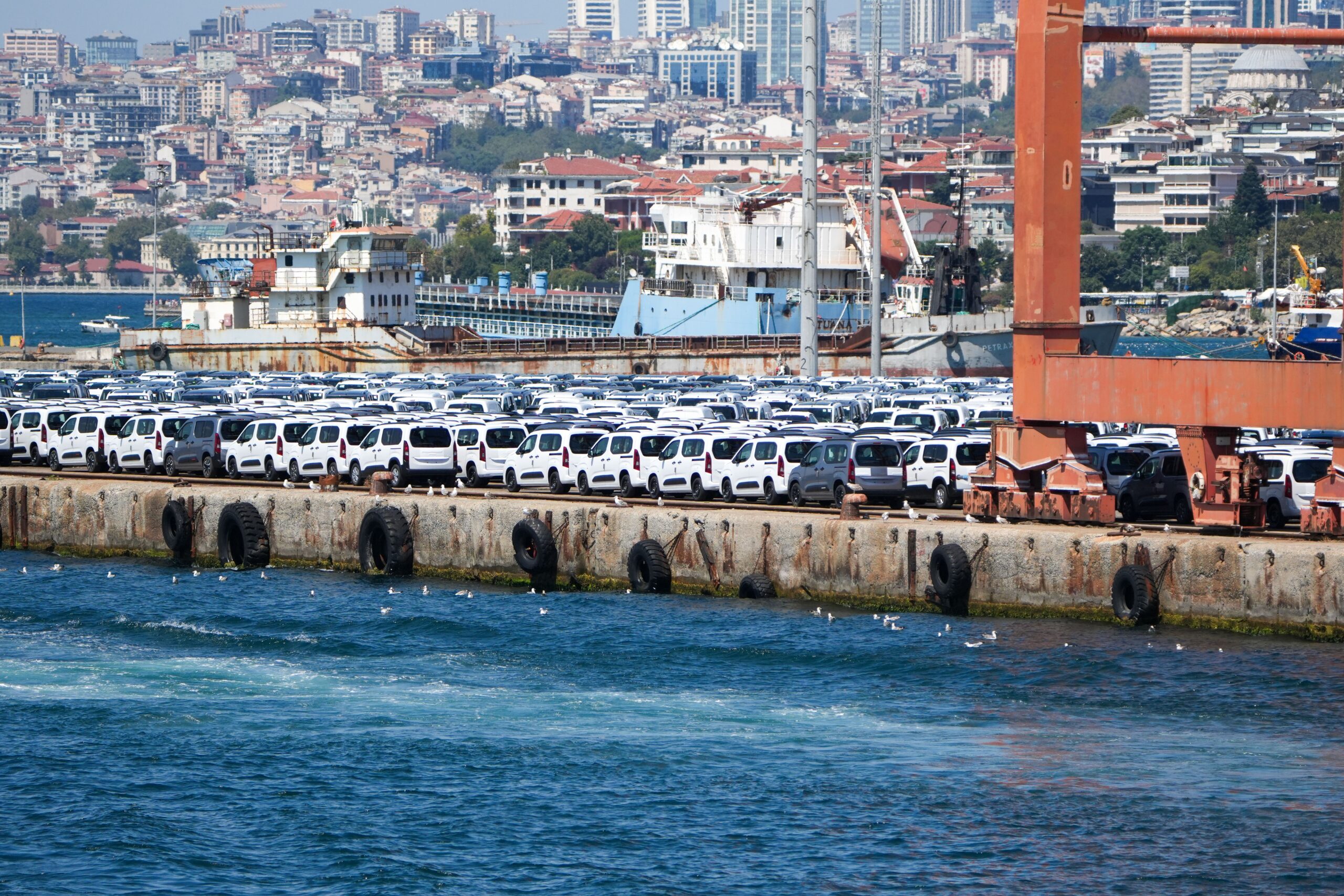 EU and China agree proposed limits on hybrid vehicle imports EU and China agree proposed limits on hybrid vehicle imports
